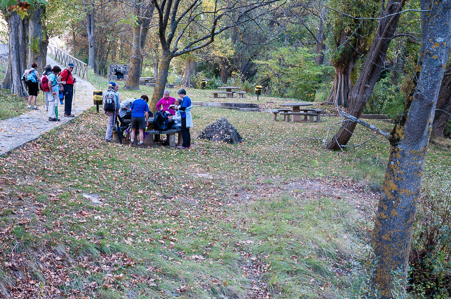C 2014-10-02-37