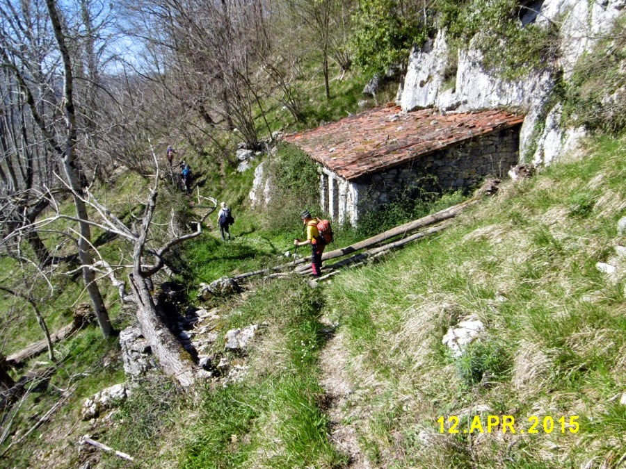 B P1000228